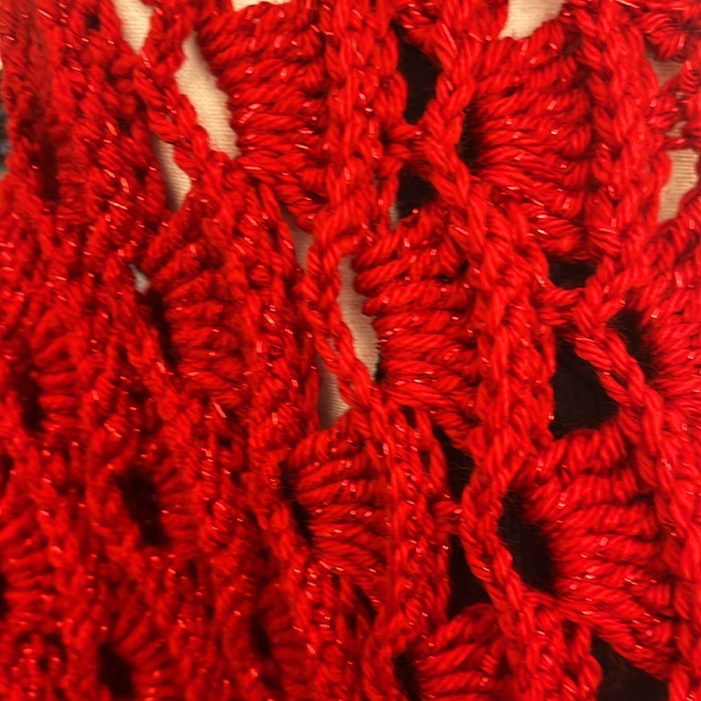 GORGEOUS RED CROCHET SHAWL - Picture 2 of 6